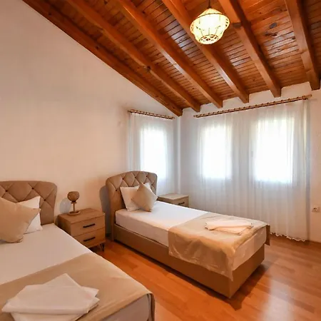 Yaba 2 Villa