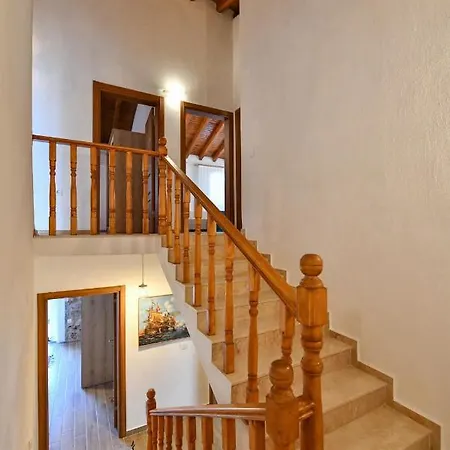 Villa Yaba 2